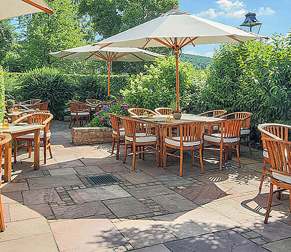 Die Sommerterrasse des Restaurant Waldschlösschen